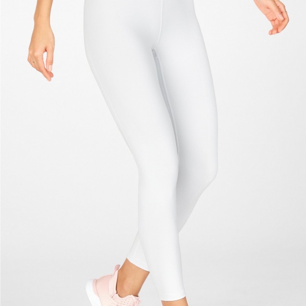 Fabletics white high-waisted 7/8 leggings